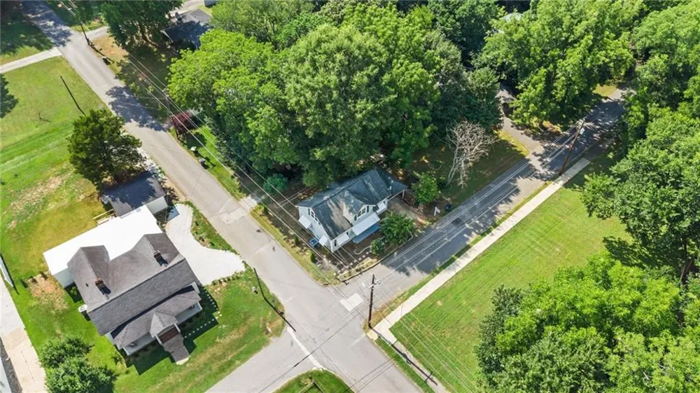 30 Fannin Street Cave Spring, GA 30124