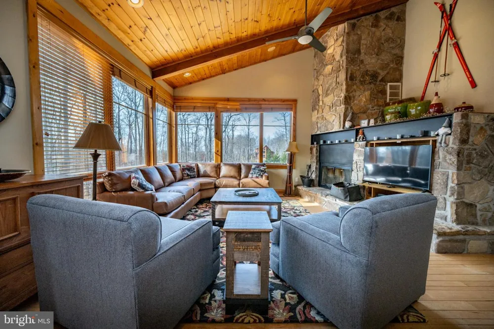 163 KENDALL CAMP CIRCLE Mc Henry, MD 21541