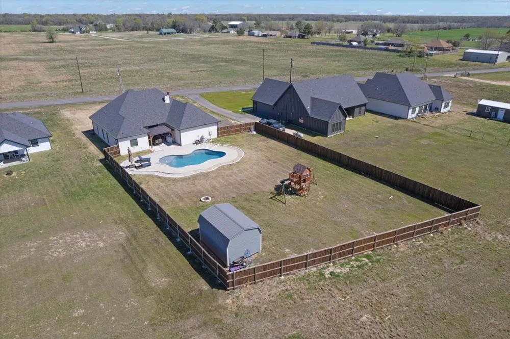 6514 Old Clarksville Road Reno, TX 75462