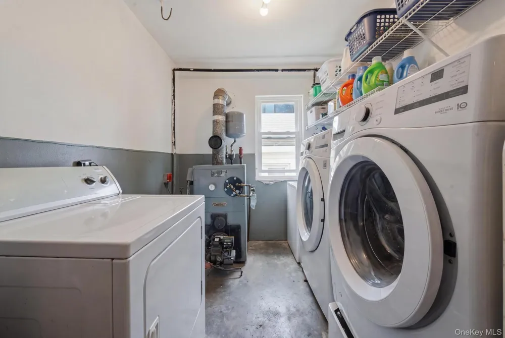 39 W 11th Road Broad Channel, NY 11693