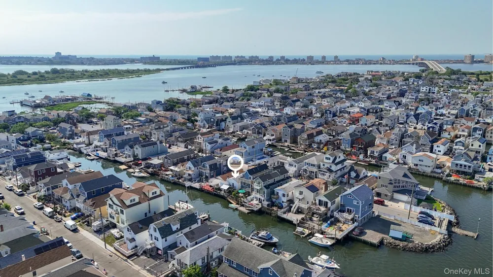 39 W 11th Road Broad Channel, NY 11693