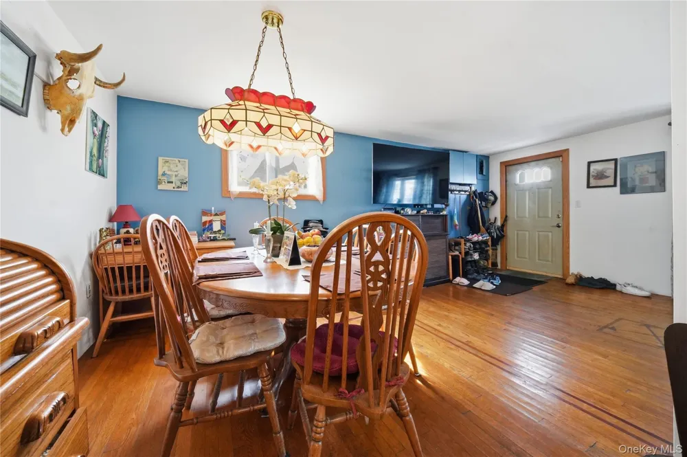 39 W 11th Road Broad Channel, NY 11693