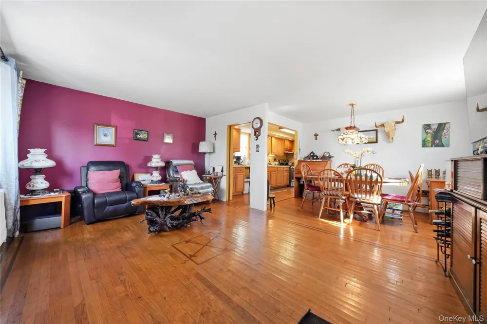 39 W 11th Road Broad Channel, NY 11693