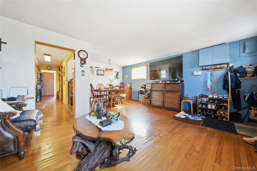 39 W 11th Road Broad Channel, NY 11693