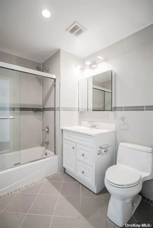 109-15 72nd Road #5B Forest Hills, NY 11375