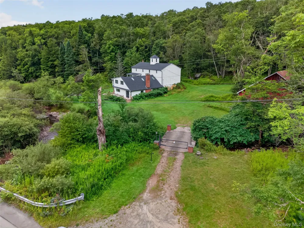 609 Grooville Road Livingston Manor, NY 12758