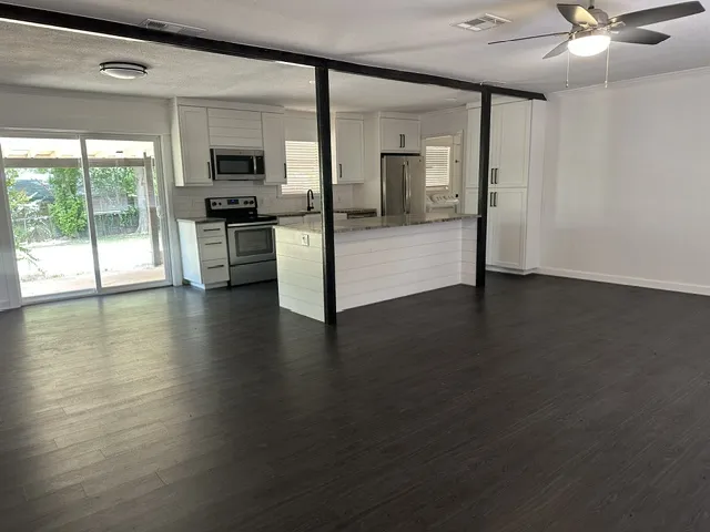 1200 Ash Drive Marble Falls, TX 78654