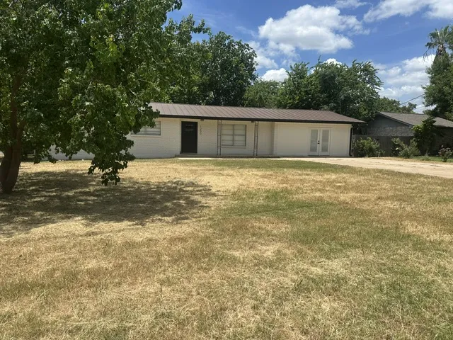 1200 Ash Drive Marble Falls, TX 78654