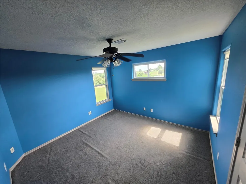 4026 Fm 109 New Ulm, TX 78950
