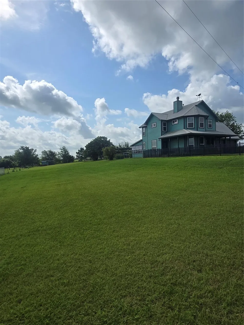 4026 Fm 109 New Ulm, TX 78950