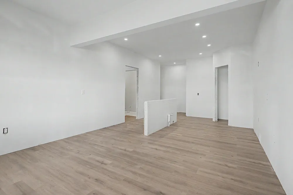17463 E Suwanee Trail Winfield Township, MI 49329