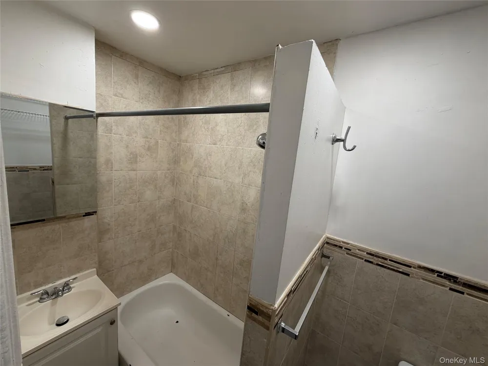 655 Sheffield Avenue Brooklyn, NY 11207