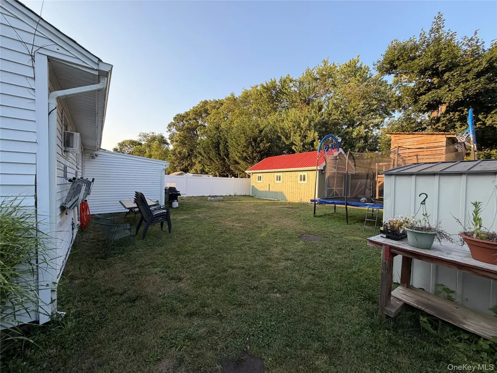1443 Lombardy Boulevard Bay Shore, NY 11706