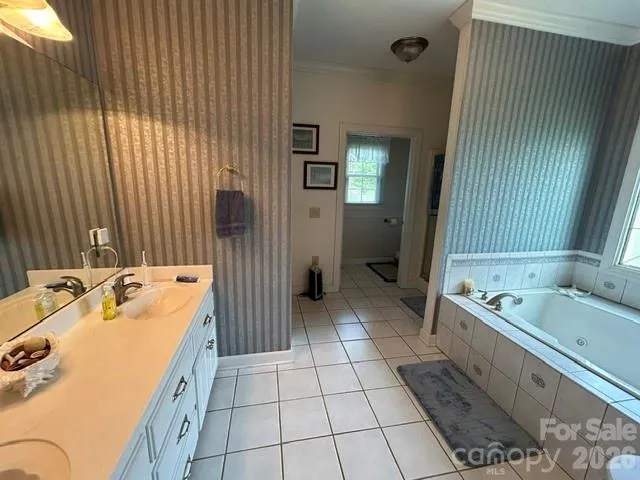 343 Countryside Drive Forest City, NC 28043