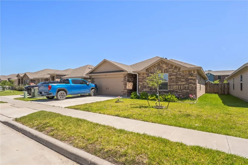 2227 Medusa Drive Portland, TX 78374