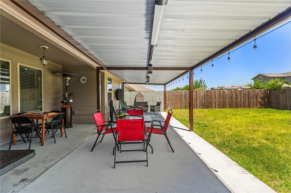 2227 Medusa Drive Portland, TX 78374
