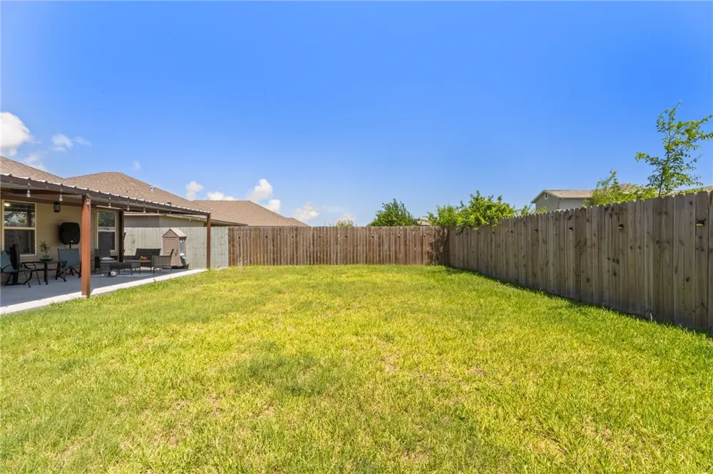 2227 Medusa Drive Portland, TX 78374