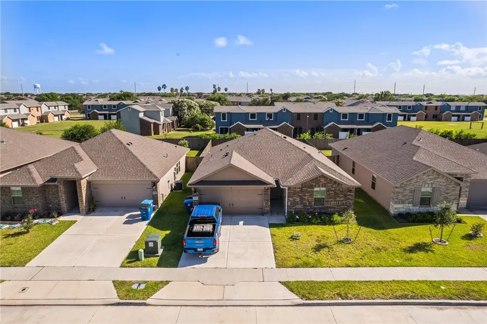 2227 Medusa Drive Portland, TX 78374