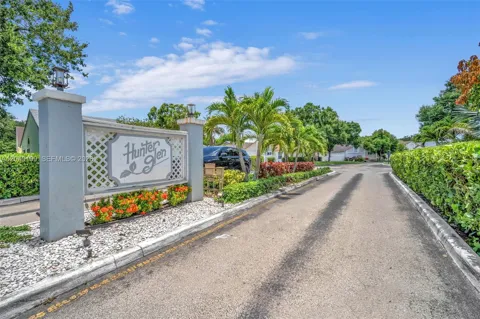 1108 E Jasmine Ln