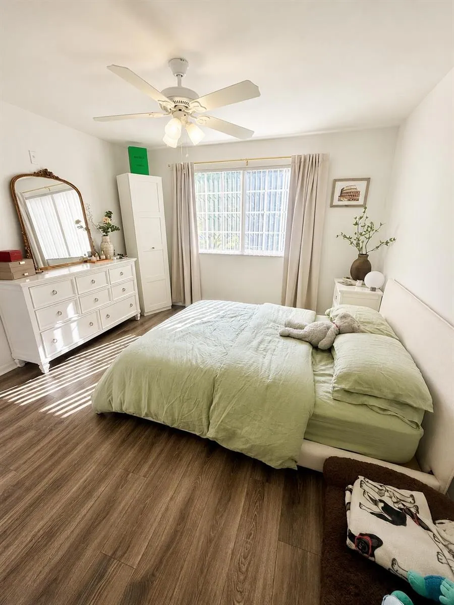 600 Crestwood Court #617 Royal Palm Beach, FL 33411