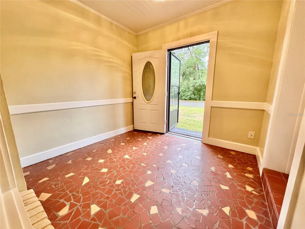 905 NW 36TH AVENUE Gainesville, FL 32609