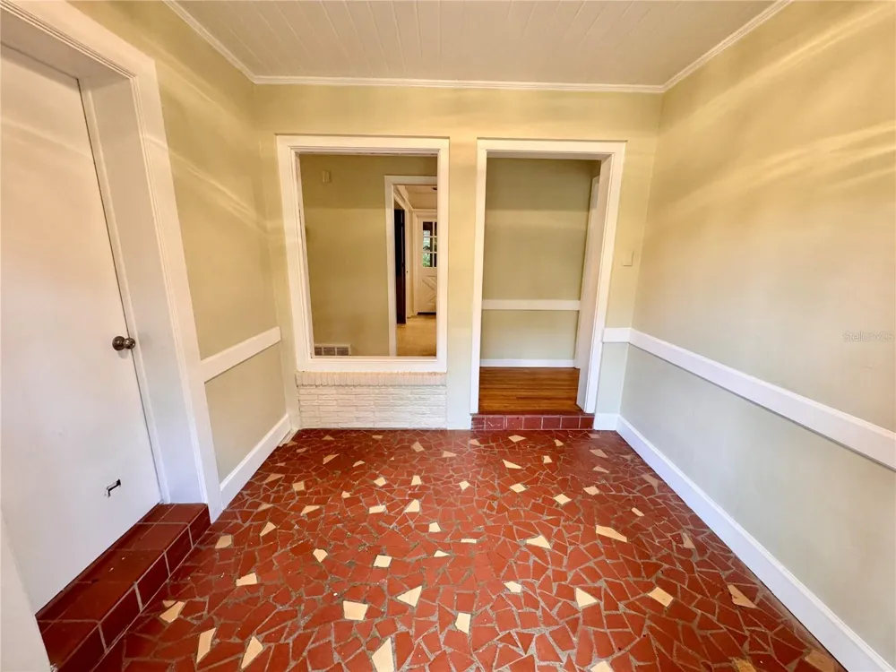 905 NW 36TH AVENUE Gainesville, FL 32609