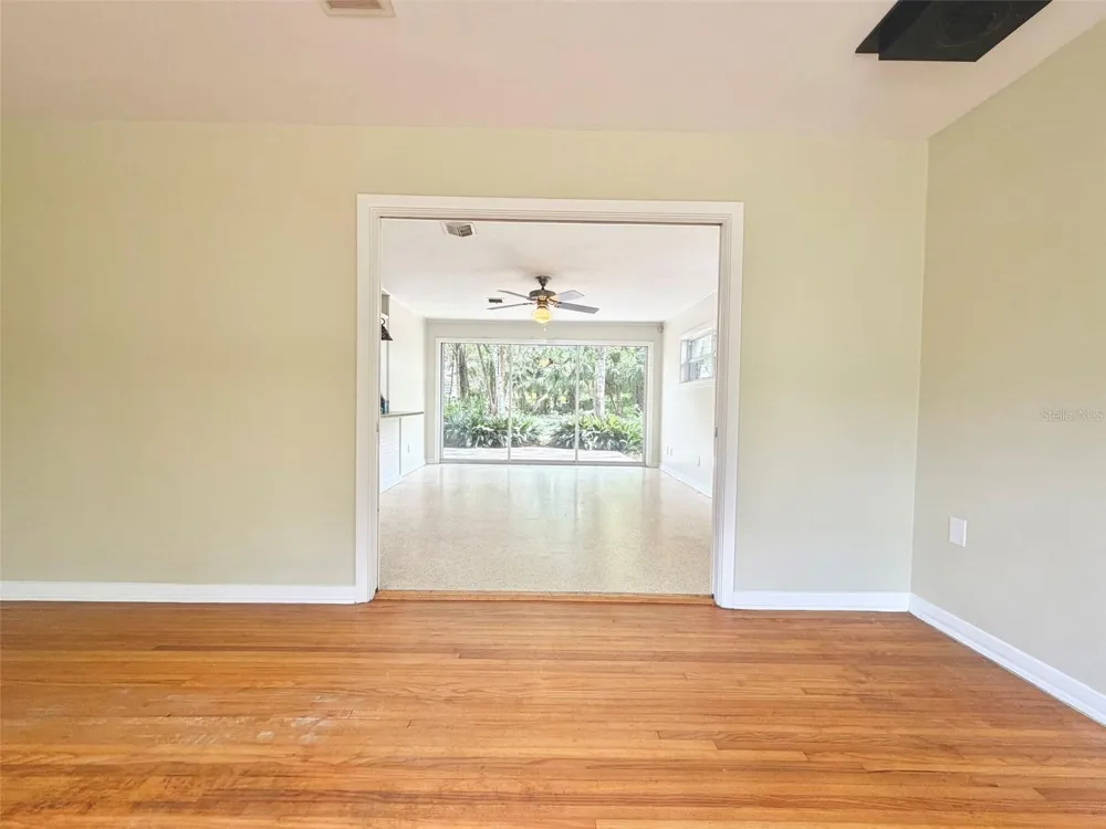 905 NW 36TH AVENUE Gainesville, FL 32609