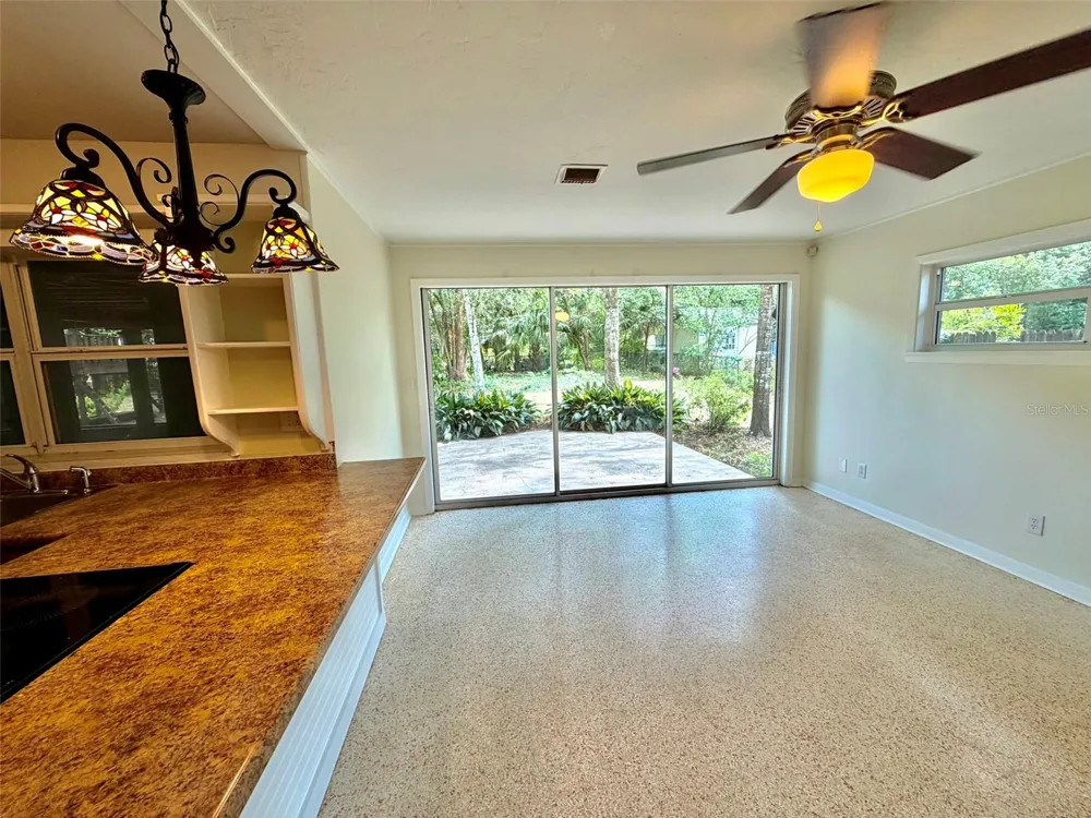 905 NW 36TH AVENUE Gainesville, FL 32609