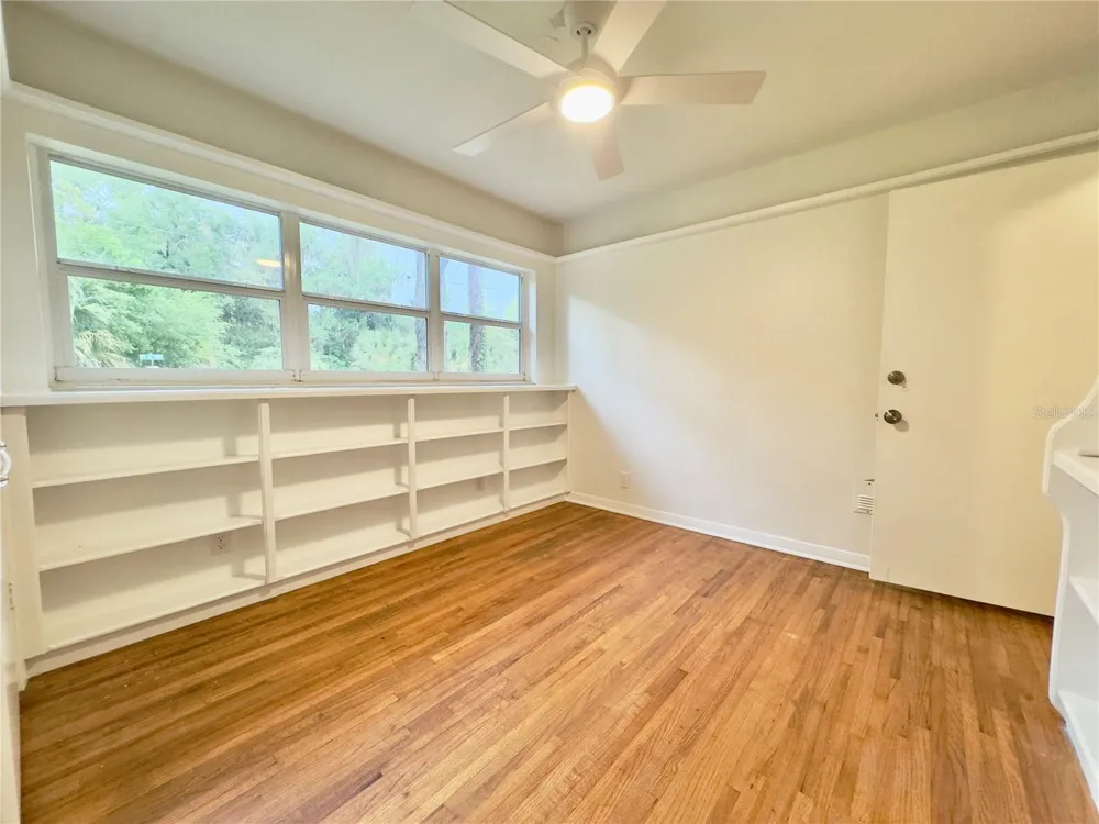 905 NW 36TH AVENUE Gainesville, FL 32609