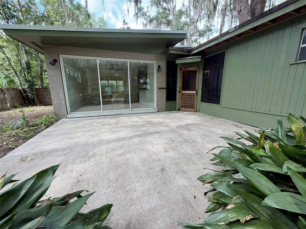 905 NW 36TH AVENUE Gainesville, FL 32609