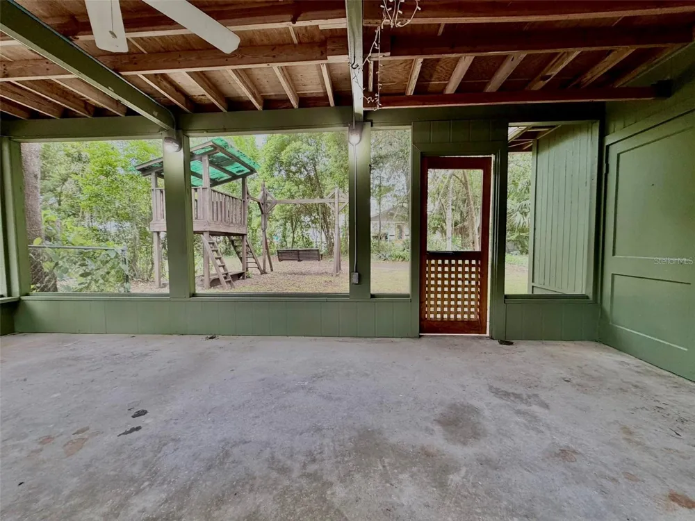 905 NW 36TH AVENUE Gainesville, FL 32609
