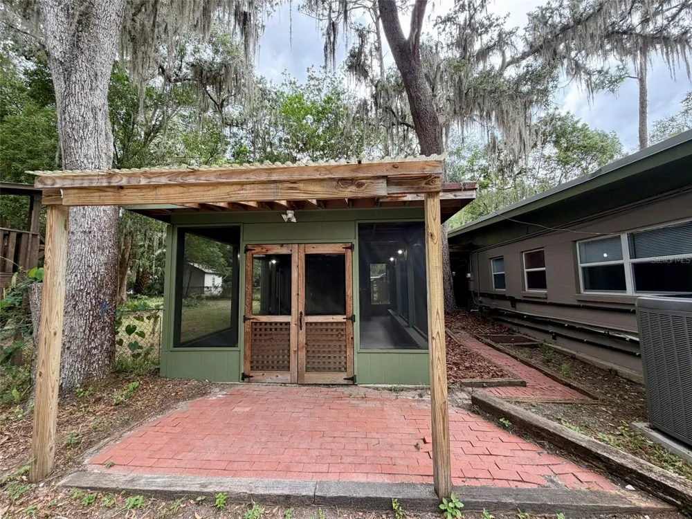905 NW 36TH AVENUE Gainesville, FL 32609