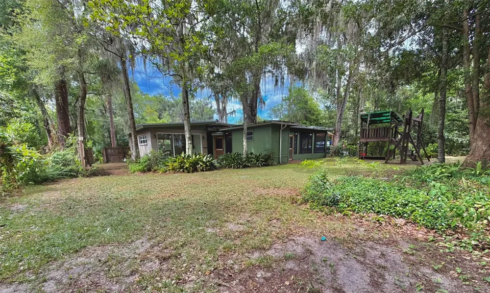 905 NW 36TH AVENUE Gainesville, FL 32609