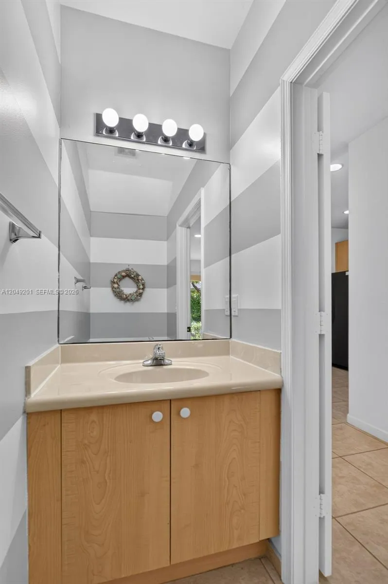 3969 Orange Tree Ln ##3969 Weston, FL 33332