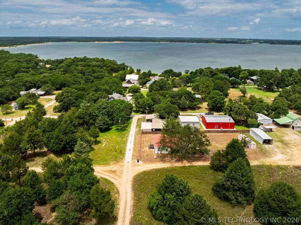 5112 Oakwood Kingston, OK 73439