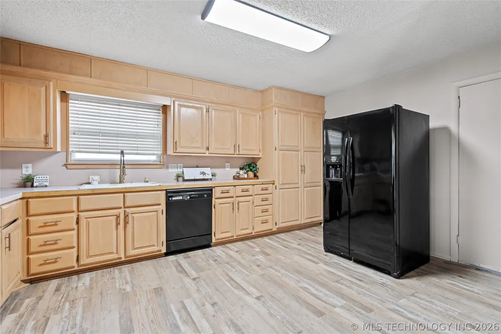 2026 11th Avenue NW Ardmore, OK 73401
