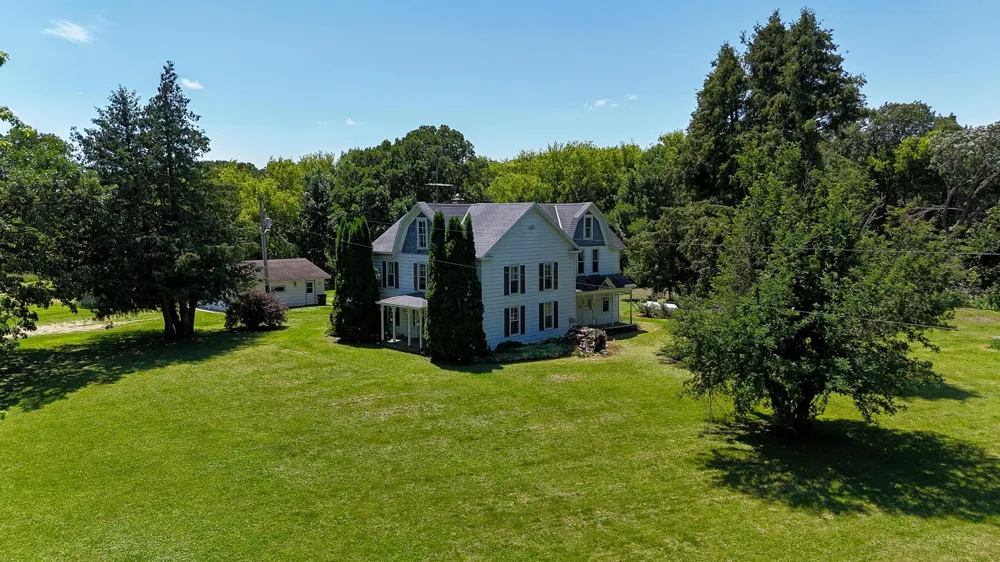 6565 165th Avenue NW New London, MN 56273
