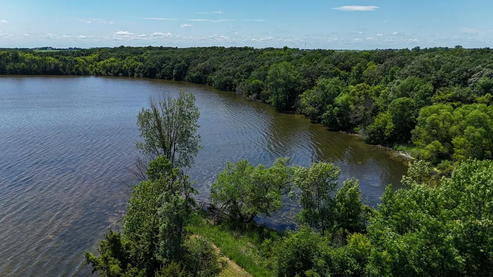 6565 165th Avenue NW New London, MN 56273