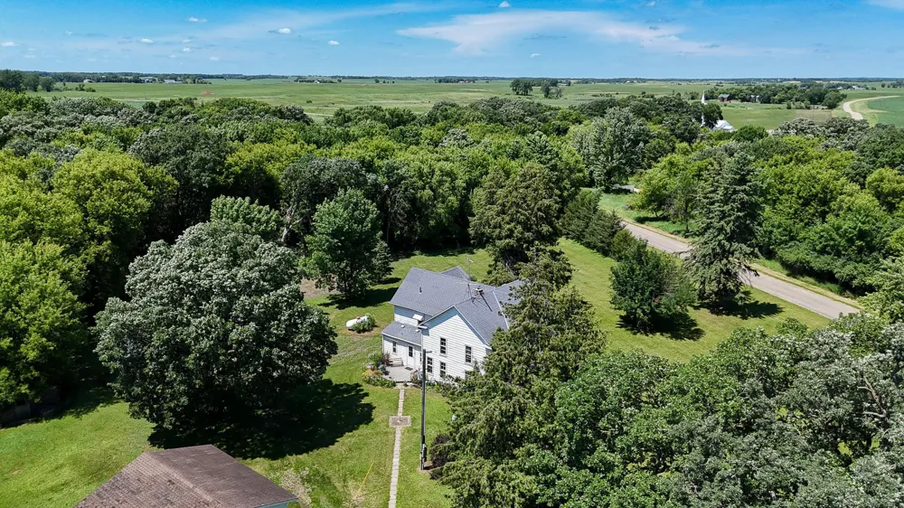 6565 165th Avenue NW New London, MN 56273