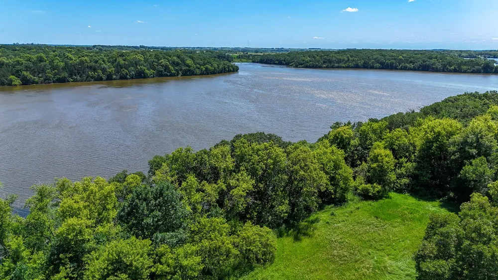 6565 165th Avenue NW New London, MN 56273