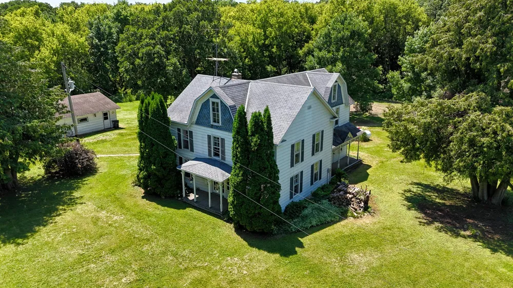6565 165th Avenue NW New London, MN 56273