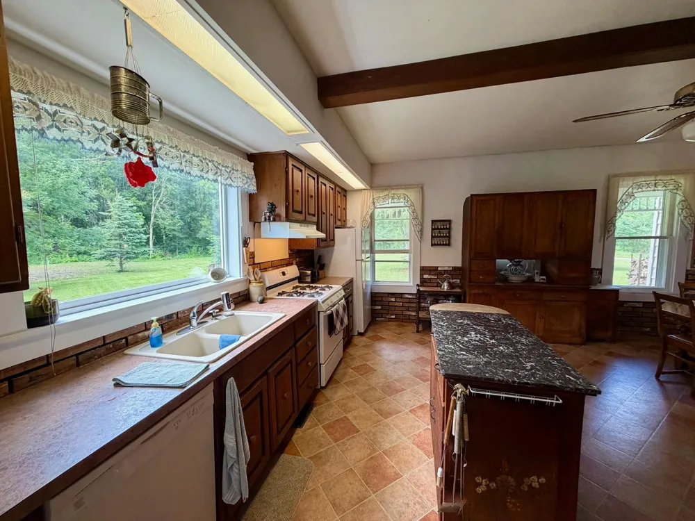 6565 165th Avenue NW New London, MN 56273