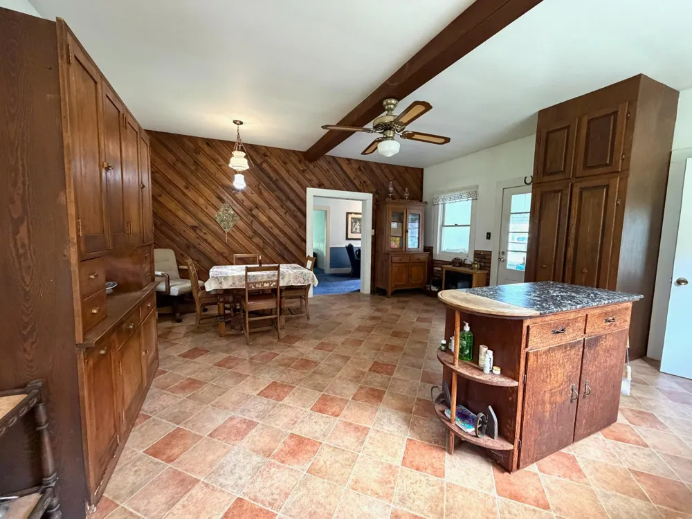6565 165th Avenue NW New London, MN 56273
