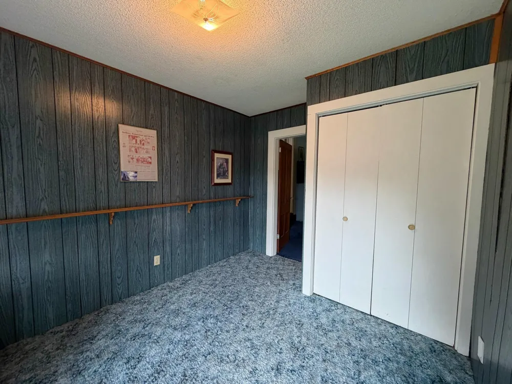 6565 165th Avenue NW New London, MN 56273