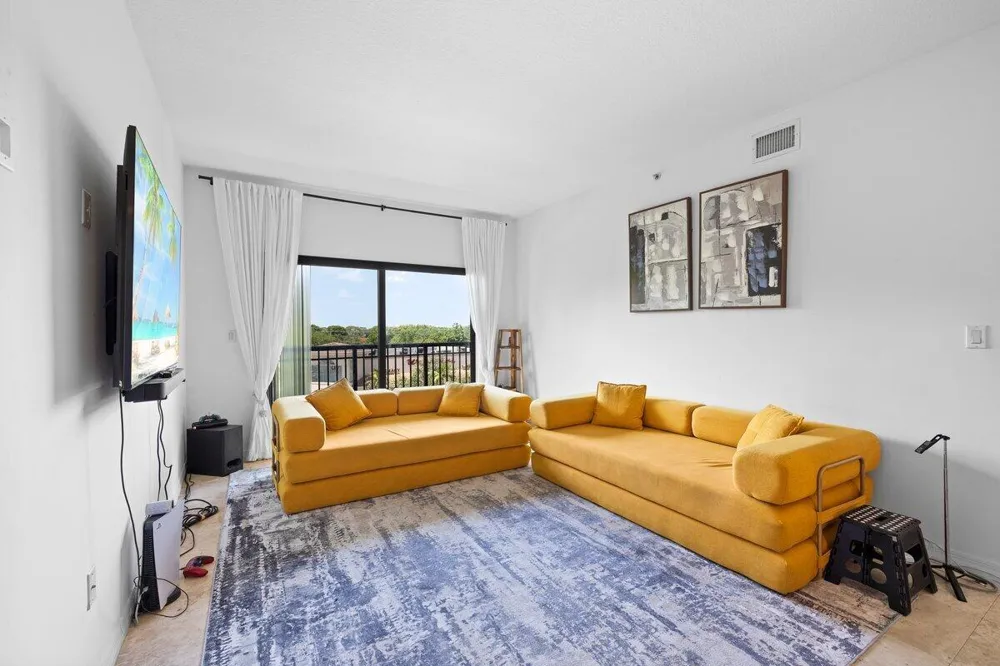 3590 Coral Way ##502 Miami, FL 33145