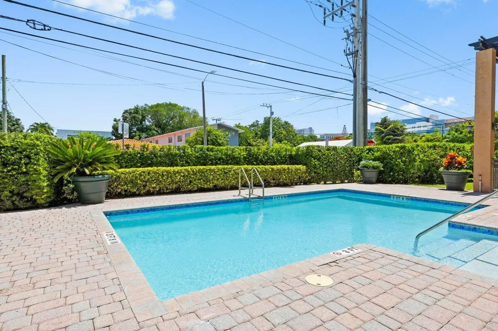 3590 Coral Way ##502 Miami, FL 33145