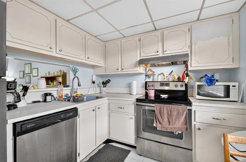 2600 NW 49th Avenue #410 Lauderdale Lakes, FL 33313