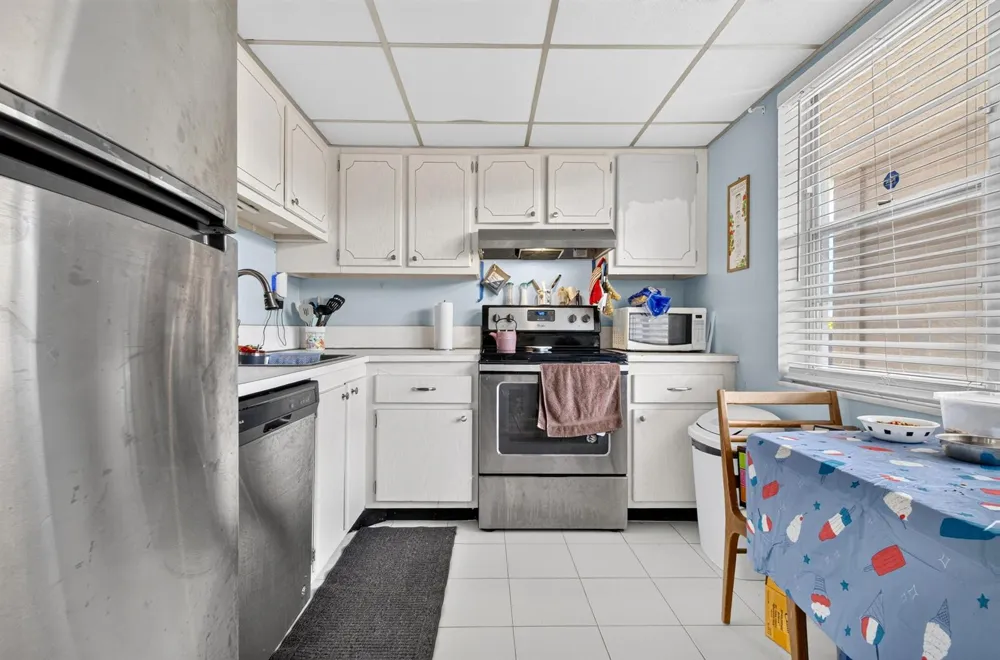 2600 NW 49th Avenue #410 Lauderdale Lakes, FL 33313