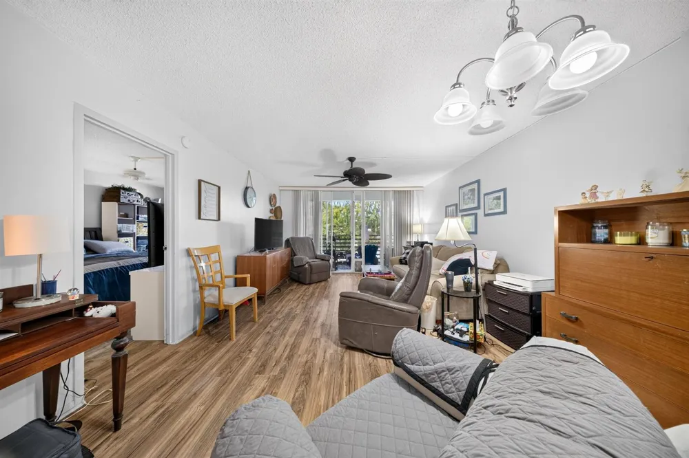 2600 NW 49th Avenue #410 Lauderdale Lakes, FL 33313