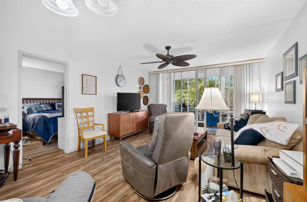 2600 NW 49th Avenue #410 Lauderdale Lakes, FL 33313